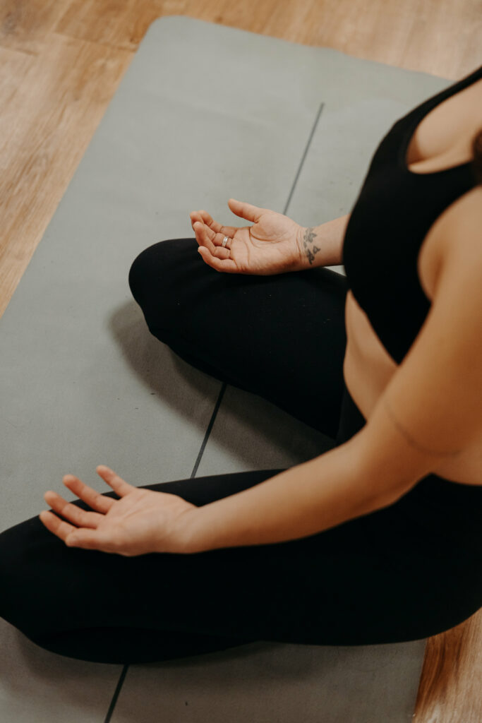 SarahYogi-Meditation